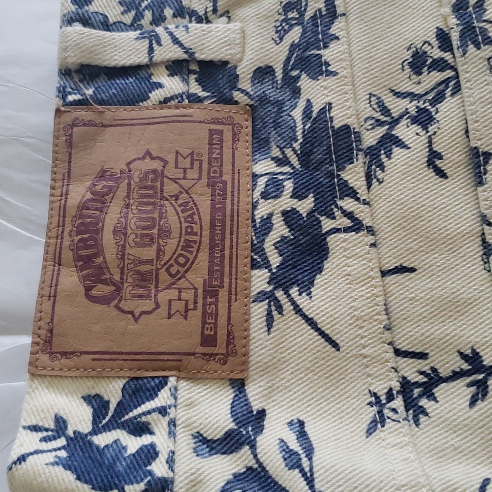 CAMBRIDGE New MOM Jeans Floral Print Ivory Blue Denim 100% Cotton NWT Womens🎉HP - Picture 4 of 14